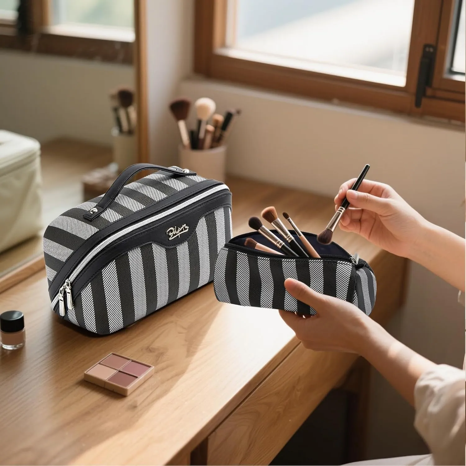 BOYATU Travel Makeup Bag for Women: Large Cosmetic Bag Set of 3 - Vegan Leather Make up Bag with Compartments - Compact Waterproof Toiletry Bag with Divider & Handle (04Black)