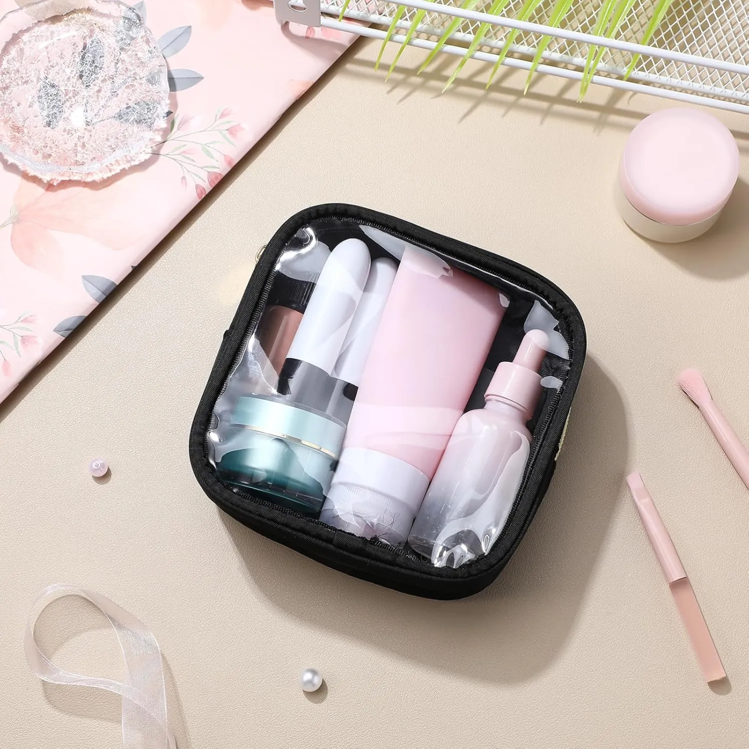 FRCOLOR Travel Toiletry Bag Small Zipper Pouch Compact Makeup Organizer Mini Travel Pouch Portable Cosmetics Bag for Women
