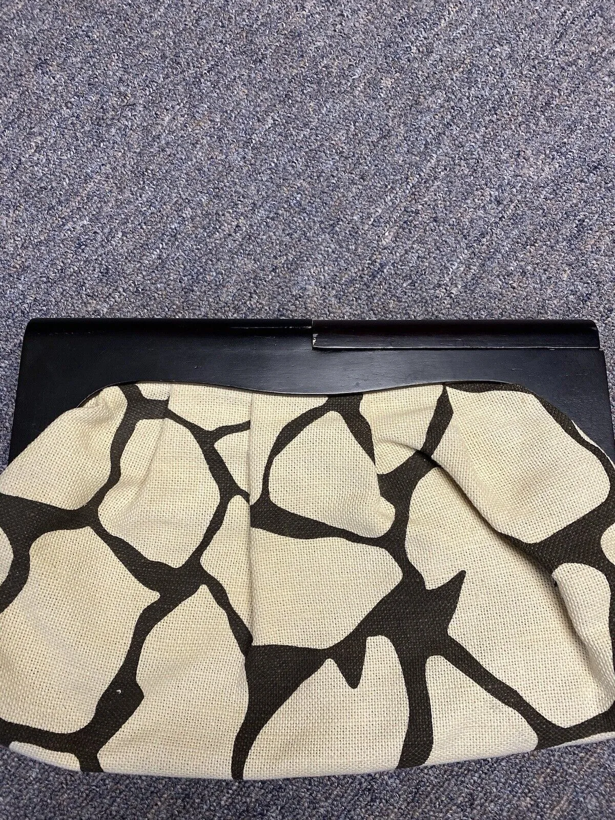 Old Navy Giraffe  Fabric Clutch With Wooden Handle Magnetic Clasp