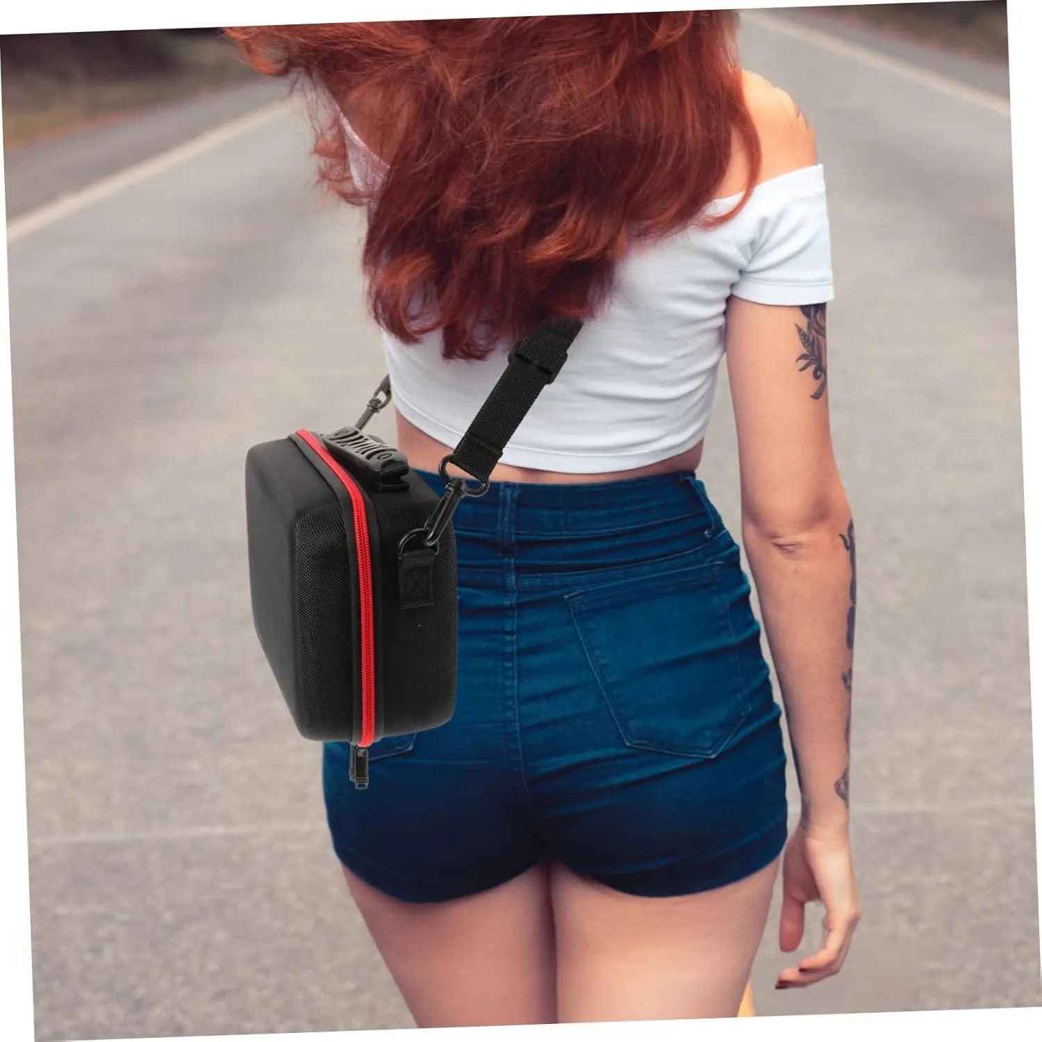 Small Camera Bag with Padding Pouch for Photography Gear Compact Case for Outdoor Activities Design Portable Camera Storage