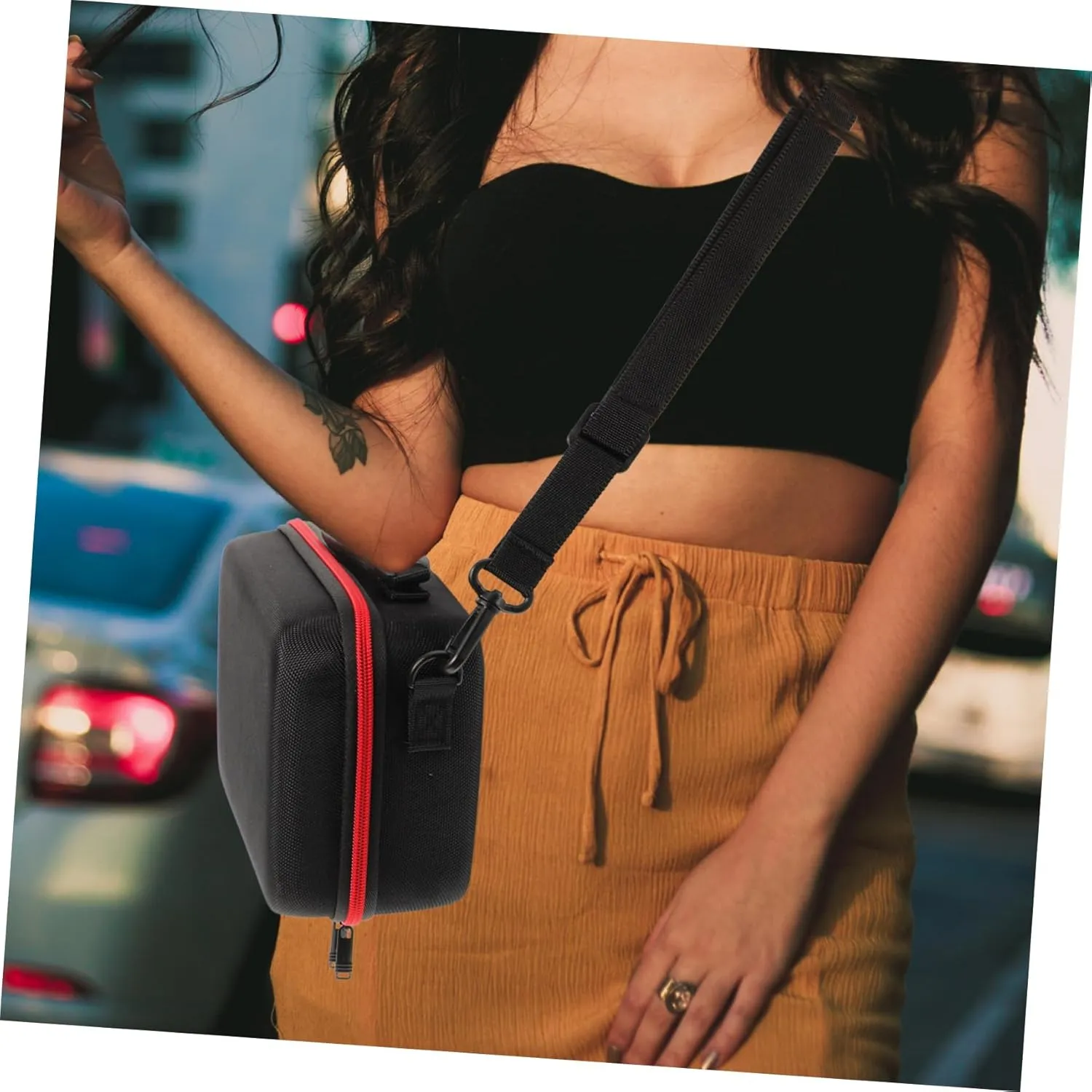 Small Camera Bag with Padding Pouch for Photography Gear Compact Case for Outdoor Activities Design Portable Camera Storage
