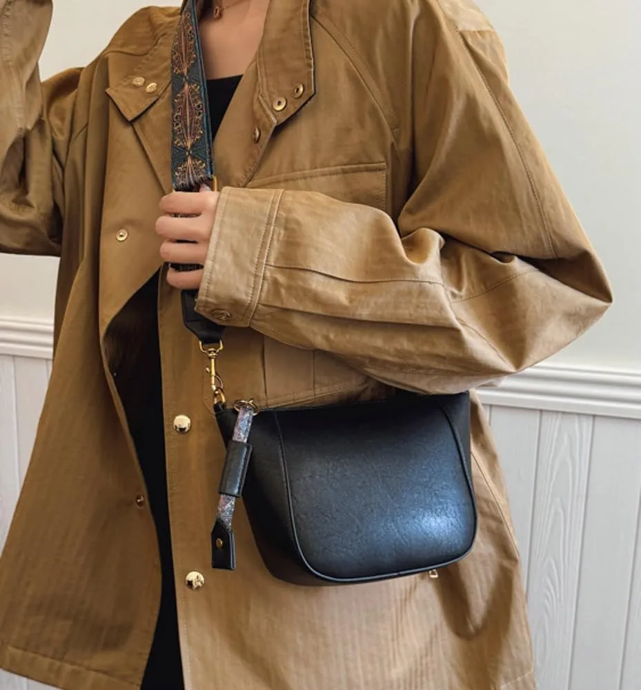 Trendy Shoulder Bag For Women Vegan Leather Saddle Handbag Womens Versatile Satchel Work Purse Travel Crossbody Bags 2025