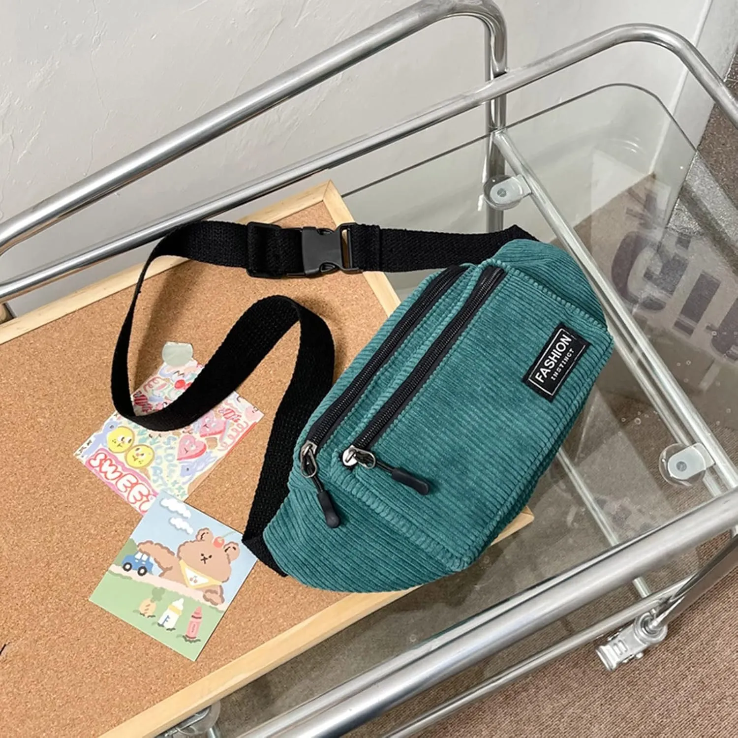 Vegan Leather Small Crossbody Bag for Women Chest Bags Sling Purses for Travel Shopping Sports Backpack(Green)